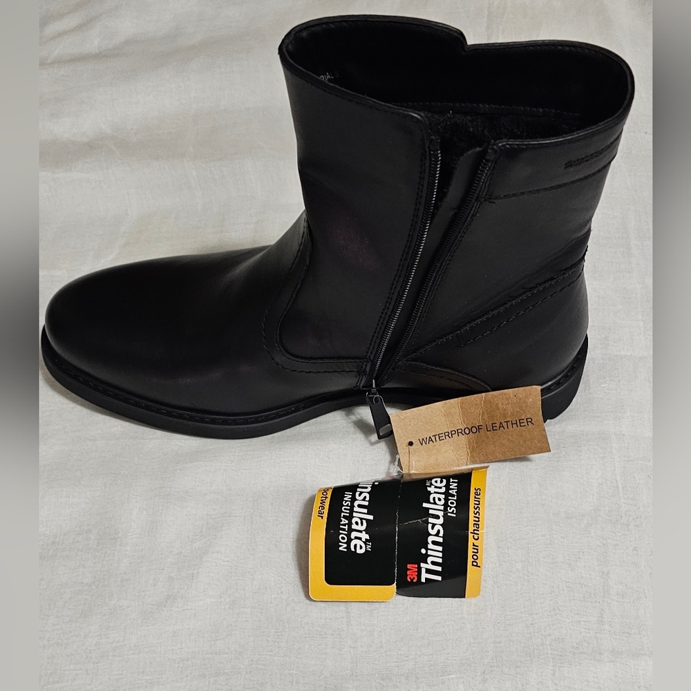Black Waterproof Leather Boots Thinsulate New With Tags Size 13.